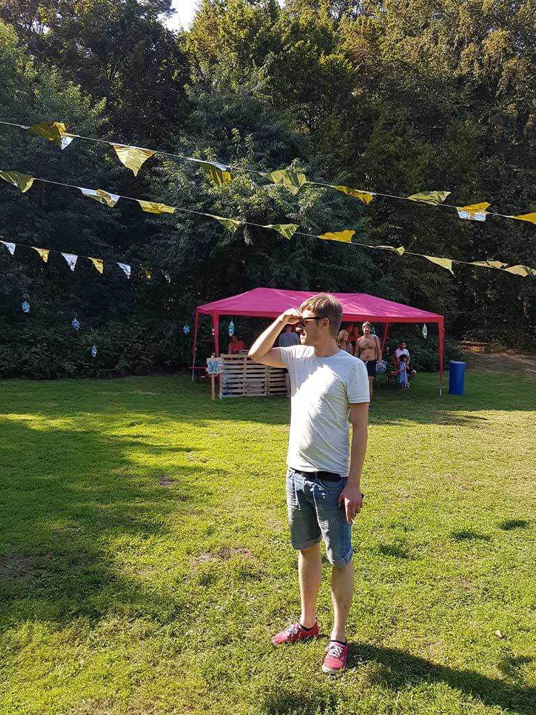 Captain Pflaum hält Ausschau