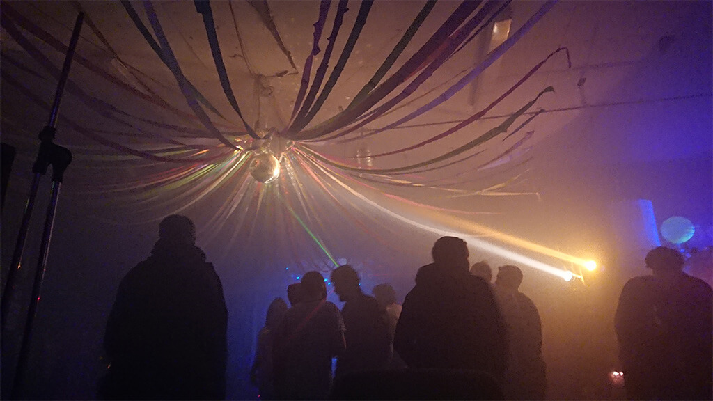 Tanzende bei SlowMoVement Vol. 3